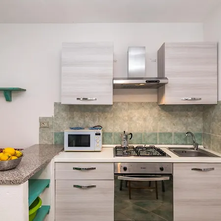 Apartamento Piazzetta Mono Porto 50m From The - Happy *